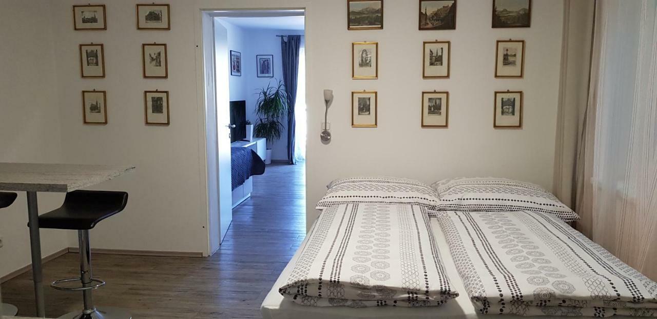 Ferienwohnung Pinsdorf 外观 照片